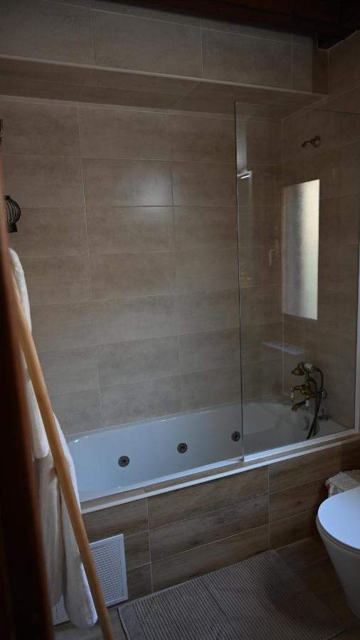 Casa Rural Antigua Botica Torremocha de Jarama Eksteriør bilde